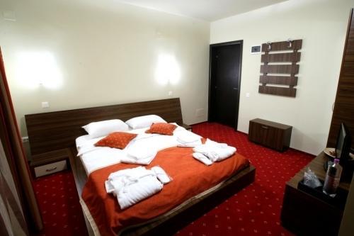 Maya House Hotel Predeal Bagian luar foto